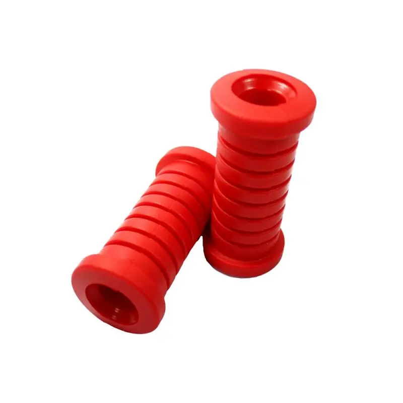 Markenprodukt Fußrastengummis Gummis rot Simson S51 S50 S53 S83 S70pas f. MZ ETZ TS 125 150 250